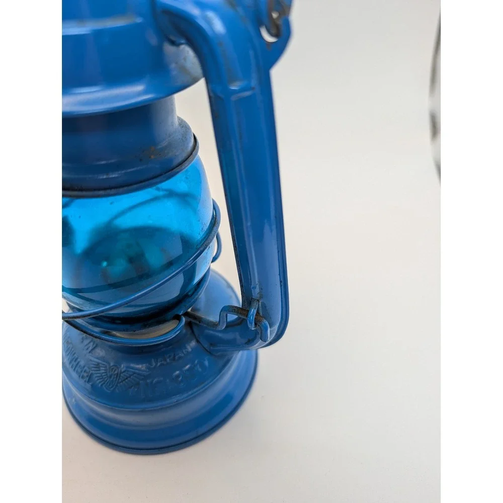 Winged Wheel No. 350 Blue Kerosene Lantern Blue Globe Made Japan Vintage 7.5